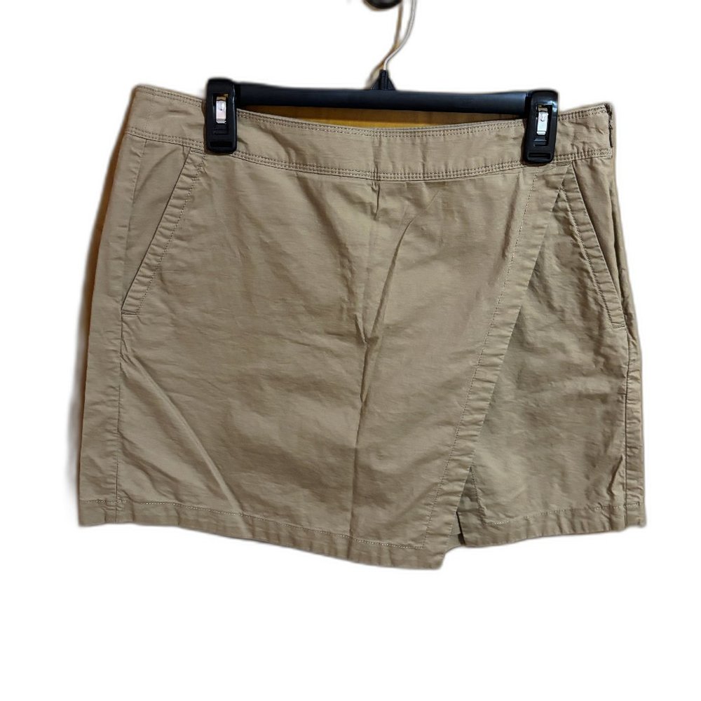 LIZ Claiborne tan khaki golf skort skirt shorts size 8